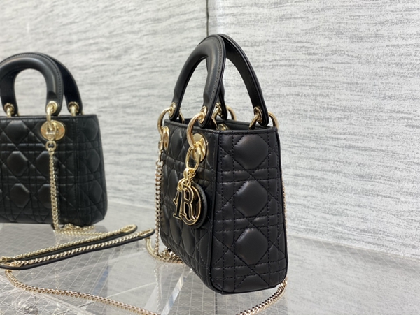 ディオールバッグ素材ディテール